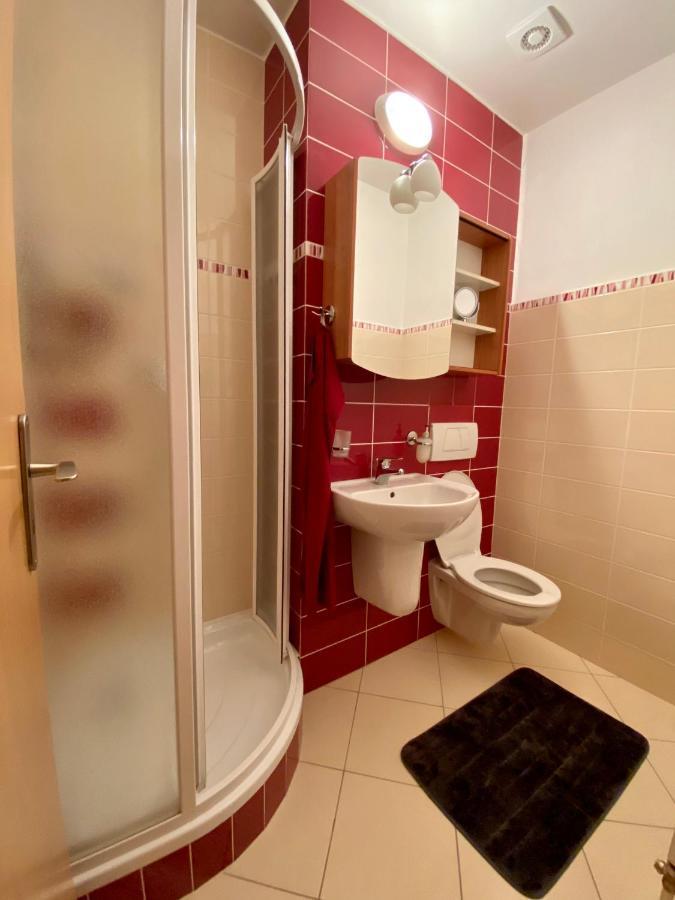 דונובאלי Apartman Forest View מראה חיצוני תמונה