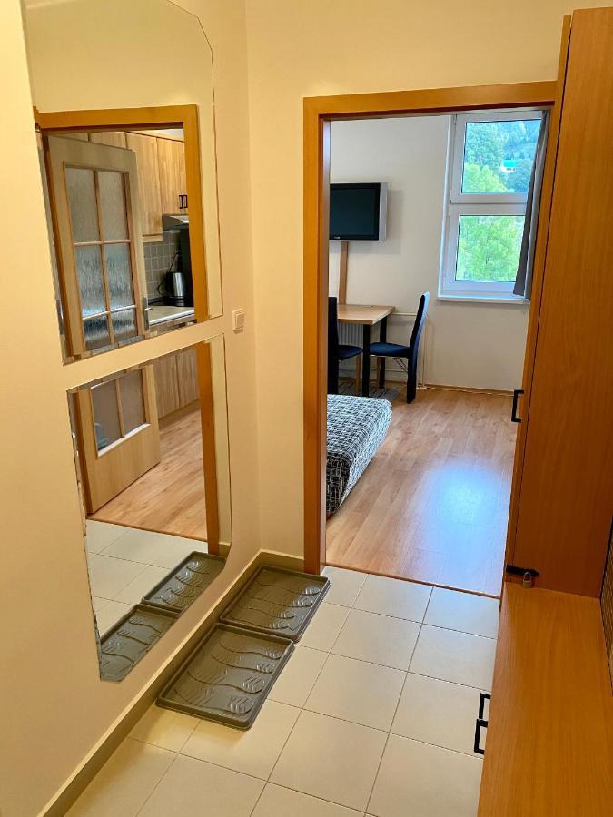 דונובאלי Apartman Forest View מראה חיצוני תמונה